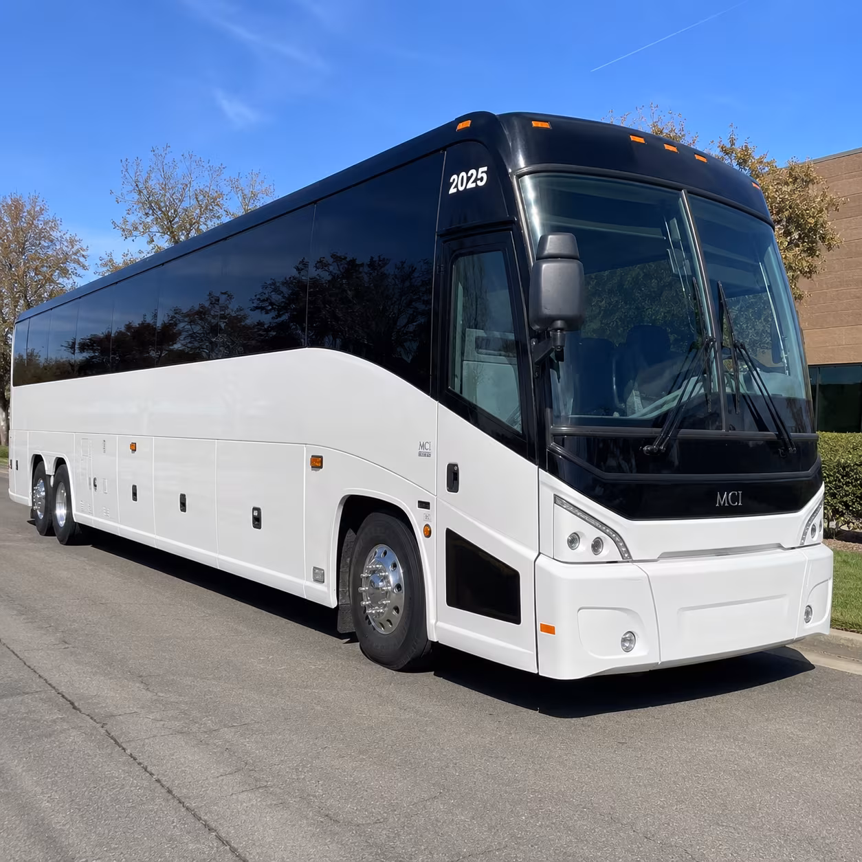 corporate airport transfer buses to jfk lga and ewr