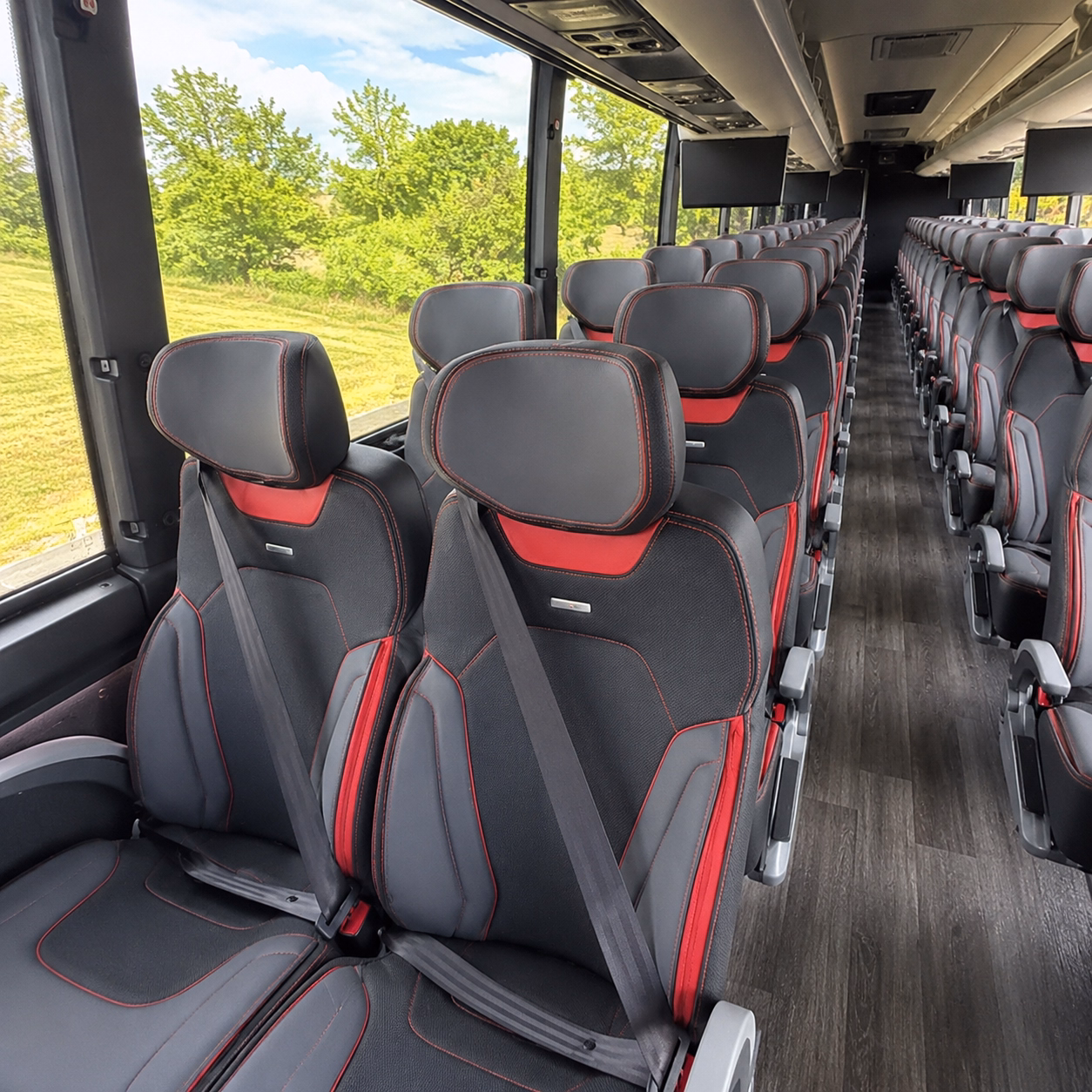 how the distance and duration of your trip affect charter bus rates in new york city