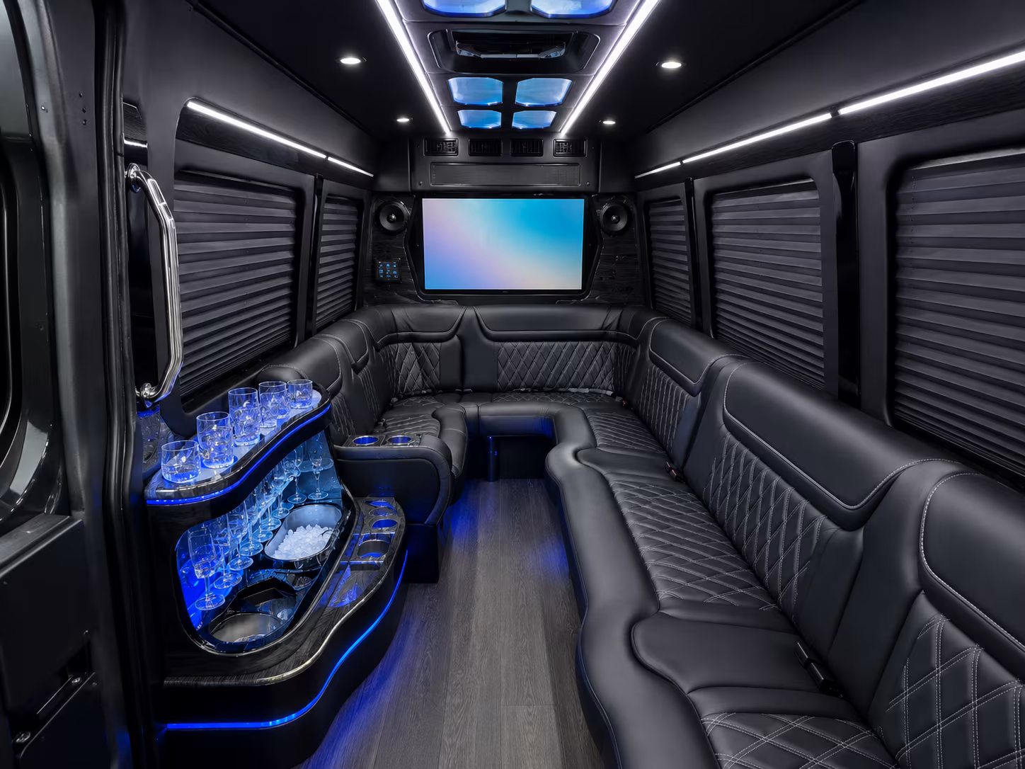 smooth bus rentals for broadway shows galas and private events